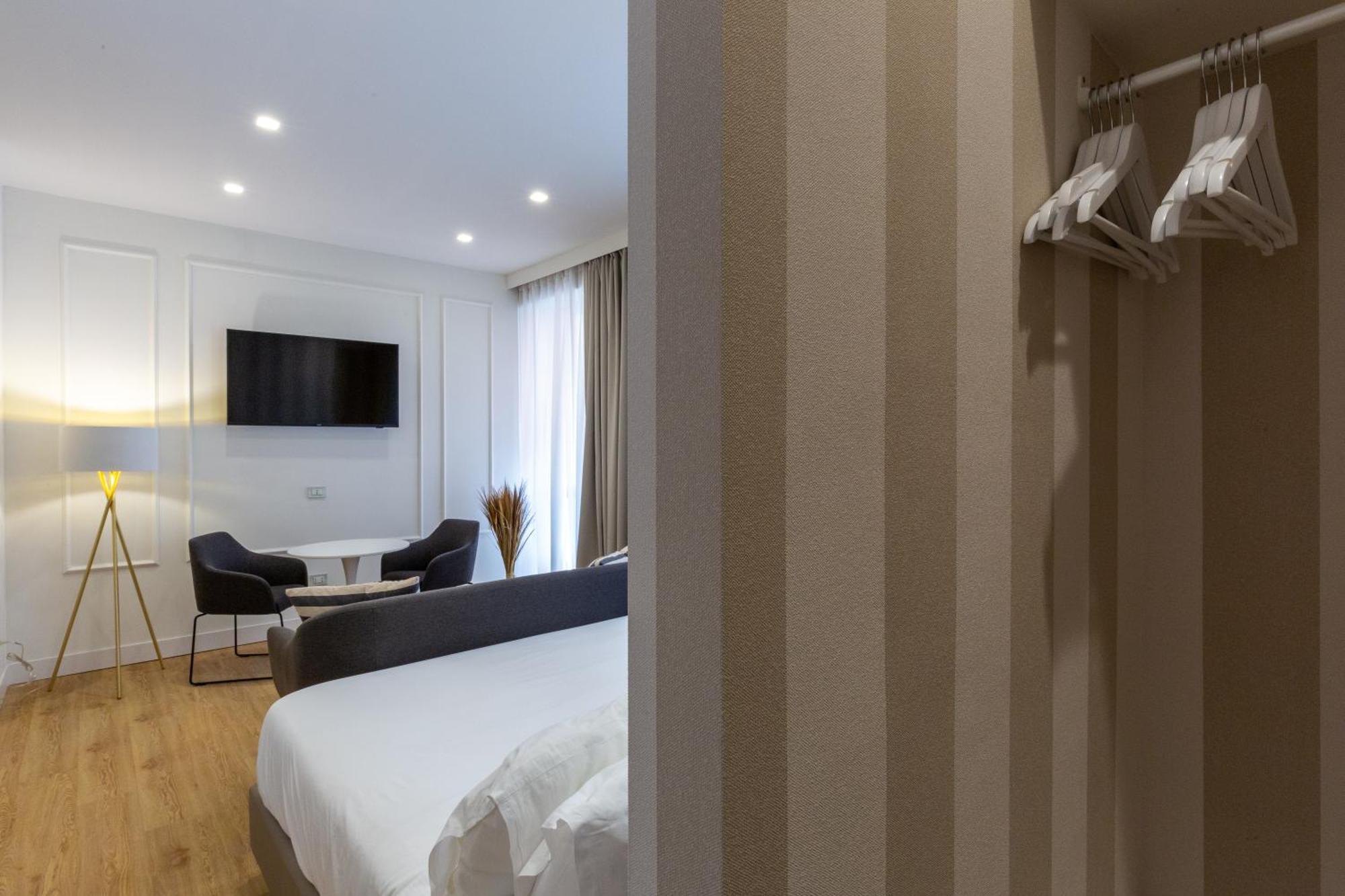 Hotel Casa Lounge Costituzione Cagliari Esterno foto