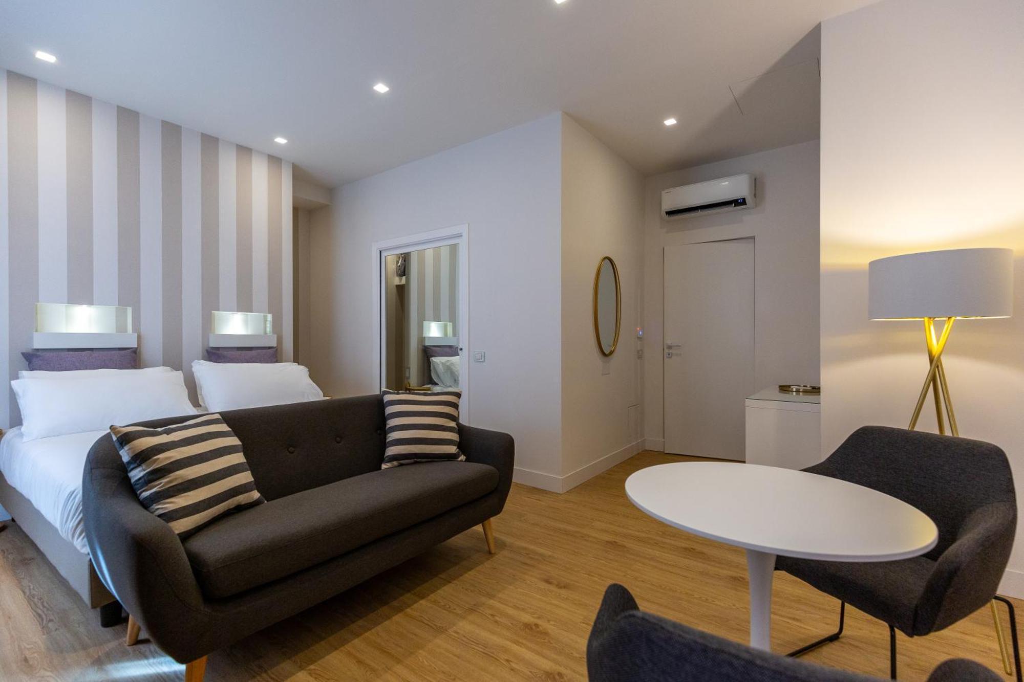 Hotel Casa Lounge Costituzione Cagliari Esterno foto