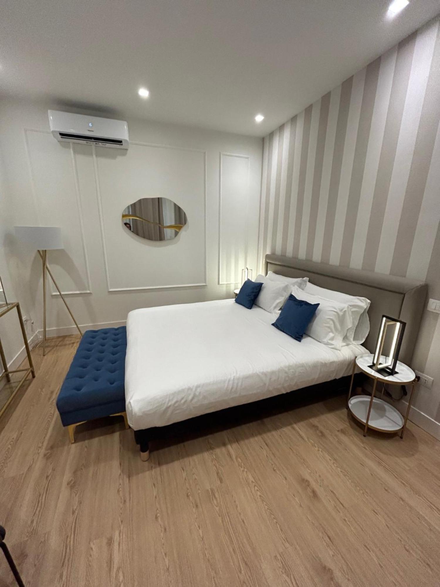 Hotel Casa Lounge Costituzione Cagliari Esterno foto