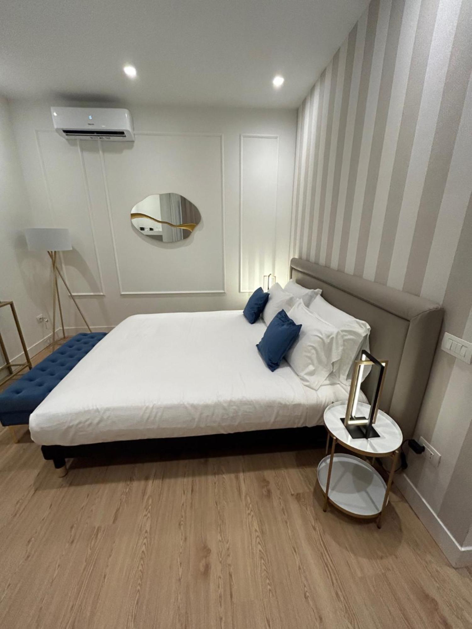 Hotel Casa Lounge Costituzione Cagliari Esterno foto